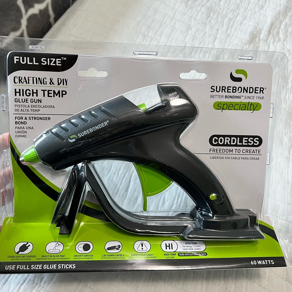 Cordless hot glue gun